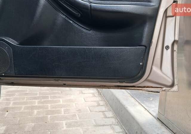 Бежевый Сеат Толедо, объемом двигателя 2 л и пробегом 393 тыс. км за 1150 $, фото 12 на Automoto.ua
