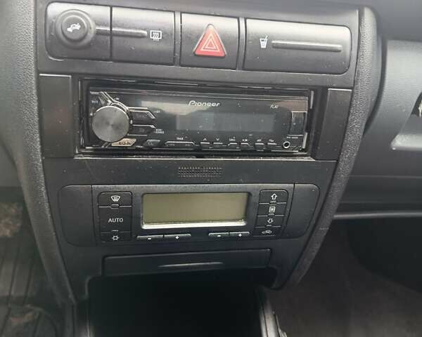 Бежевый Сеат Толедо, объемом двигателя 1.6 л и пробегом 218 тыс. км за 2999 $, фото 12 на Automoto.ua