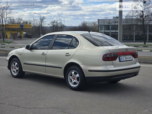 Бежевий Сеат Toledo, об'ємом двигуна 1.9 л та пробігом 250 тис. км за 3950 $, фото 1 на Automoto.ua