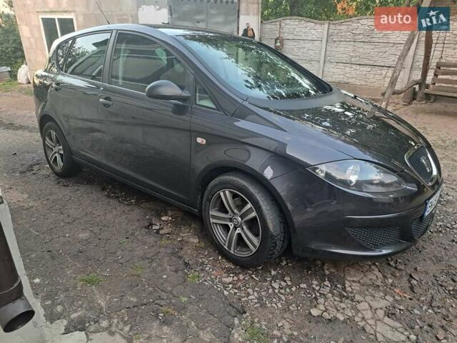 Чорний Сеат Toledo, об'ємом двигуна 1.6 л та пробігом 210 тис. км за 7000 $, фото 3 на Automoto.ua