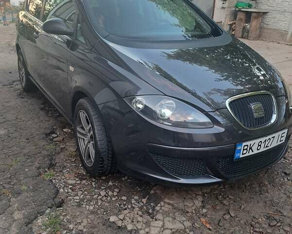 Чорний Сеат Toledo, об'ємом двигуна 1.6 л та пробігом 210 тис. км за 7000 $, фото 6 на Automoto.ua