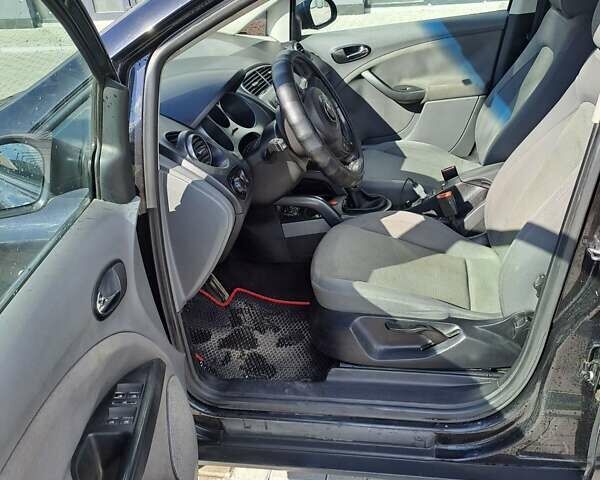 Чорний Сеат Toledo, об'ємом двигуна 1.9 л та пробігом 292 тис. км за 4400 $, фото 3 на Automoto.ua