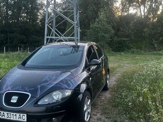 Черный Сеат Толедо, объемом двигателя 2 л и пробегом 299 тыс. км за 2800 $, фото 6 на Automoto.ua