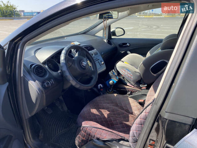 Чорний Сеат Toledo, об'ємом двигуна 1.6 л та пробігом 317 тис. км за 4000 $, фото 11 на Automoto.ua