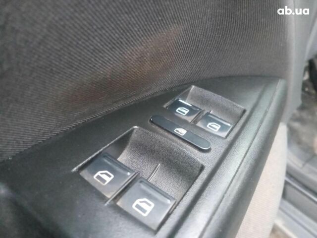 Черный Сеат Толедо, объемом двигателя 1.6 л и пробегом 305 тыс. км за 4990 $, фото 11 на Automoto.ua