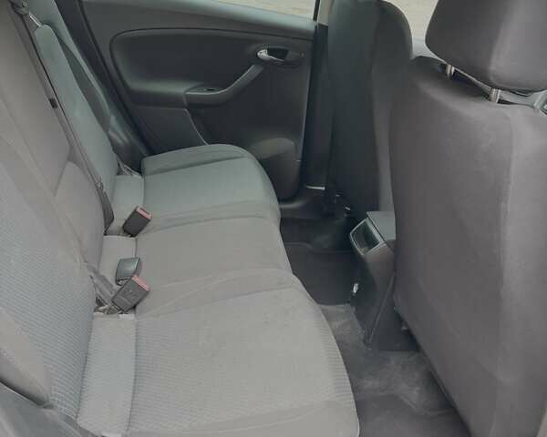 Черный Сеат Толедо, объемом двигателя 1.6 л и пробегом 305 тыс. км за 4500 $, фото 4 на Automoto.ua