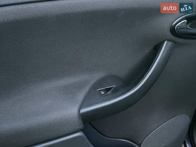 Чорний Сеат Toledo, об'ємом двигуна 1.6 л та пробігом 222 тис. км за 4699 $, фото 15 на Automoto.ua