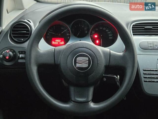 Чорний Сеат Toledo, об'ємом двигуна 1.6 л та пробігом 202 тис. км за 5700 $, фото 18 на Automoto.ua