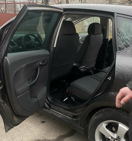 Чорний Сеат Toledo, об'ємом двигуна 1.6 л та пробігом 370 тис. км за 4800 $, фото 3 на Automoto.ua