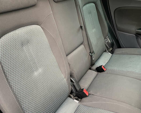 Черный Сеат Толедо, объемом двигателя 1.6 л и пробегом 325 тыс. км за 4650 $, фото 9 на Automoto.ua