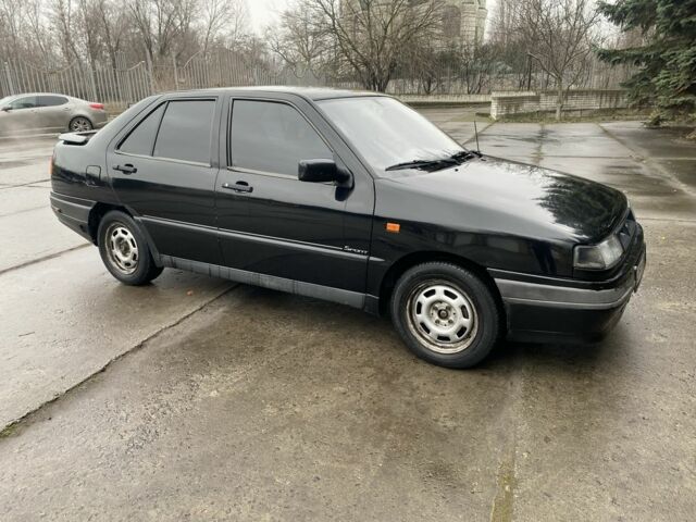 Черный Сеат Толедо, объемом двигателя 1.6 л и пробегом 160 тыс. км за 1650 $, фото 2 на Automoto.ua