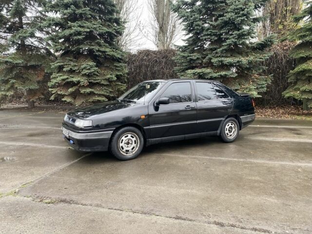 Черный Сеат Толедо, объемом двигателя 1.6 л и пробегом 160 тыс. км за 1650 $, фото 1 на Automoto.ua