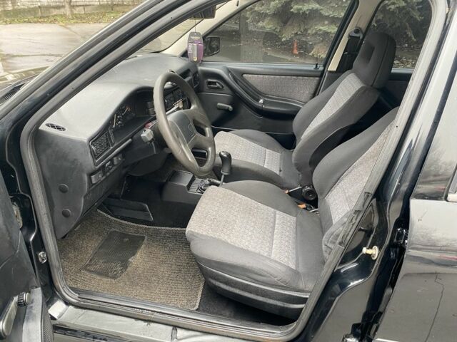 Черный Сеат Толедо, объемом двигателя 1.6 л и пробегом 160 тыс. км за 1650 $, фото 18 на Automoto.ua