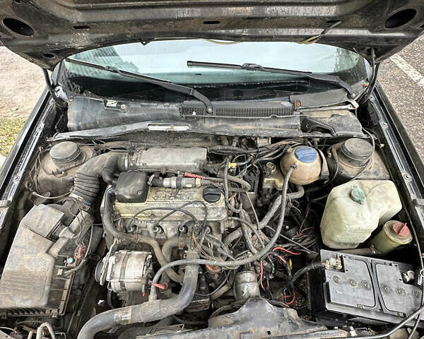 Чорний Сеат Toledo, об'ємом двигуна 2 л та пробігом 333 тис. км за 1500 $, фото 3 на Automoto.ua