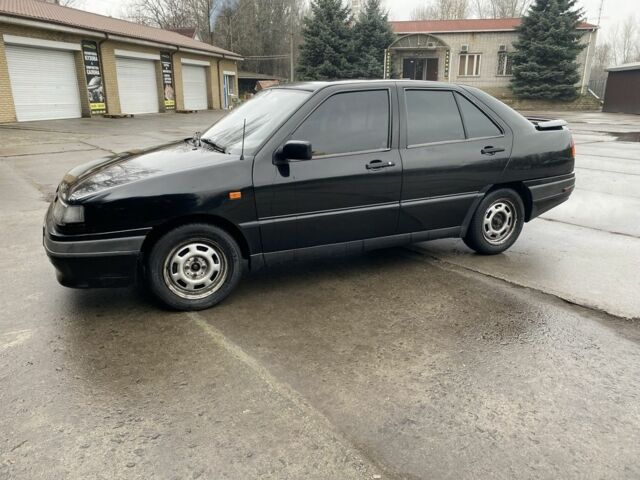 Черный Сеат Толедо, объемом двигателя 1.6 л и пробегом 160 тыс. км за 1650 $, фото 4 на Automoto.ua