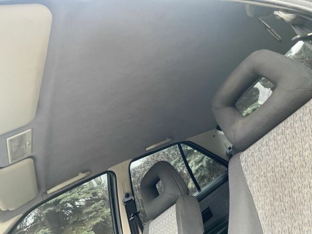 Черный Сеат Толедо, объемом двигателя 1.6 л и пробегом 160 тыс. км за 1650 $, фото 12 на Automoto.ua