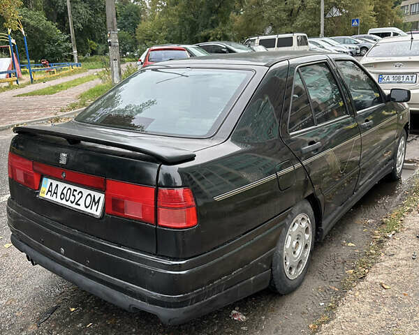 Чорний Сеат Toledo, об'ємом двигуна 2 л та пробігом 333 тис. км за 1500 $, фото 2 на Automoto.ua