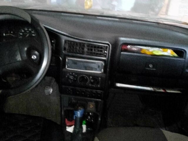 Черный Сеат Толедо, объемом двигателя 1.9 л и пробегом 380 тыс. км за 1500 $, фото 3 на Automoto.ua