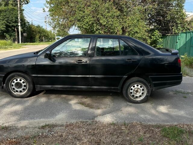 Чорний Сеат Toledo, об'ємом двигуна 1.6 л та пробігом 232 тис. км за 1350 $, фото 4 на Automoto.ua