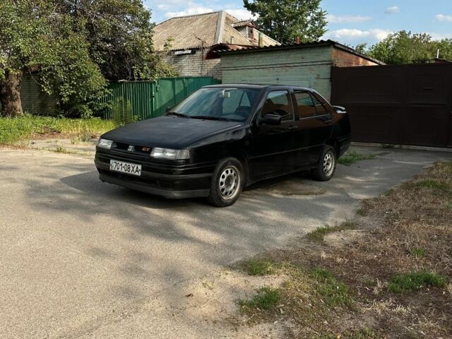 Чорний Сеат Toledo, об'ємом двигуна 1.6 л та пробігом 232 тис. км за 1350 $, фото 5 на Automoto.ua