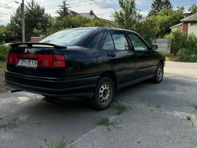 Чорний Сеат Toledo, об'ємом двигуна 1.6 л та пробігом 232 тис. км за 1350 $, фото 2 на Automoto.ua
