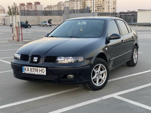 Чорний Сеат Toledo, об'ємом двигуна 1.6 л та пробігом 335 тис. км за 3350 $, фото 2 на Automoto.ua