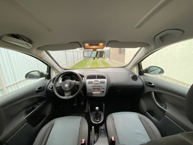 Черный Сеат Толедо, объемом двигателя 1.6 л и пробегом 138 тыс. км за 6500 $, фото 11 на Automoto.ua