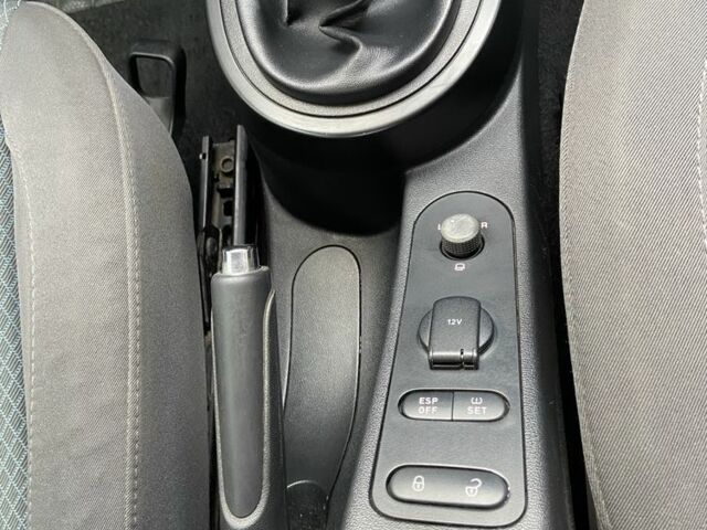 Черный Сеат Толедо, объемом двигателя 1.6 л и пробегом 138 тыс. км за 6500 $, фото 17 на Automoto.ua