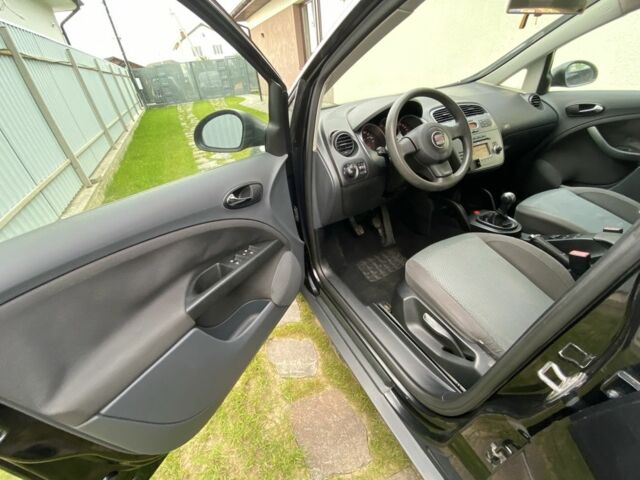 Черный Сеат Толедо, объемом двигателя 1.6 л и пробегом 138 тыс. км за 6500 $, фото 13 на Automoto.ua