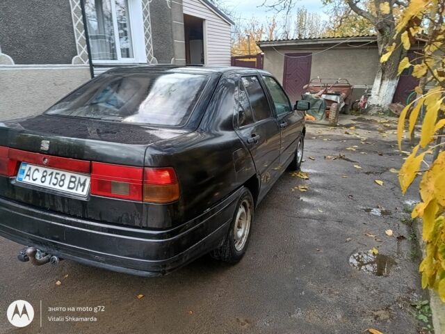 Черный Сеат Толедо, объемом двигателя 1.5 л и пробегом 250 тыс. км за 1350 $, фото 3 на Automoto.ua