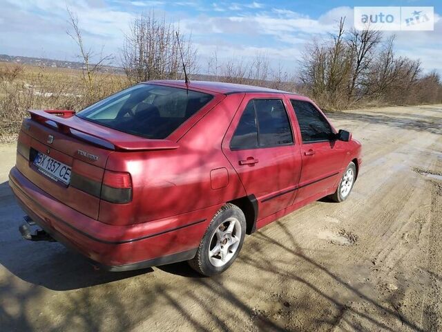 Червоний Сеат Toledo, об'ємом двигуна 1.6 л та пробігом 205 тис. км за 2699 $, фото 9 на Automoto.ua