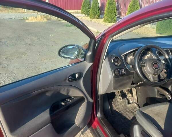 Красный Сеат Толедо, объемом двигателя 1.6 л и пробегом 300 тыс. км за 5500 $, фото 8 на Automoto.ua