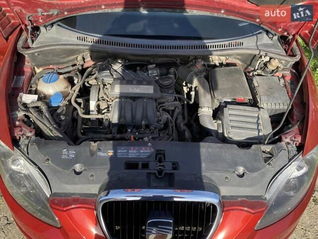 Красный Сеат Толедо, объемом двигателя 1.6 л и пробегом 195 тыс. км за 5200 $, фото 15 на Automoto.ua