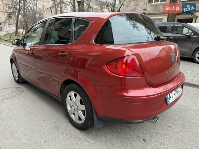 Червоний Сеат Toledo, об'ємом двигуна 1.6 л та пробігом 223 тис. км за 5700 $, фото 3 на Automoto.ua