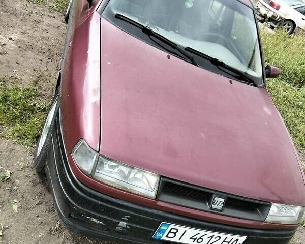 Красный Сеат Толедо, объемом двигателя 1.8 л и пробегом 370 тыс. км за 1400 $, фото 4 на Automoto.ua