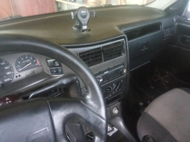 Червоний Сеат Toledo, об'ємом двигуна 1.6 л та пробігом 300 тис. км за 1000 $, фото 3 на Automoto.ua