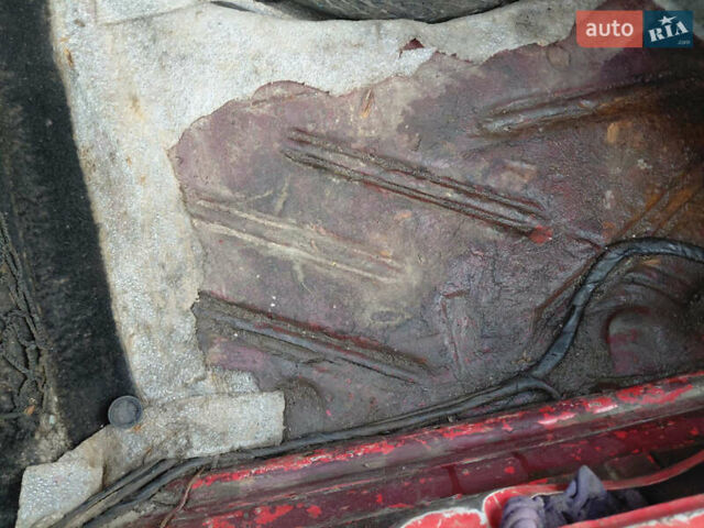 Красный Сеат Толедо, объемом двигателя 1.6 л и пробегом 351 тыс. км за 1000 $, фото 4 на Automoto.ua