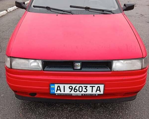 Красный Сеат Толедо, объемом двигателя 1.8 л и пробегом 100 тыс. км за 1600 $, фото 2 на Automoto.ua