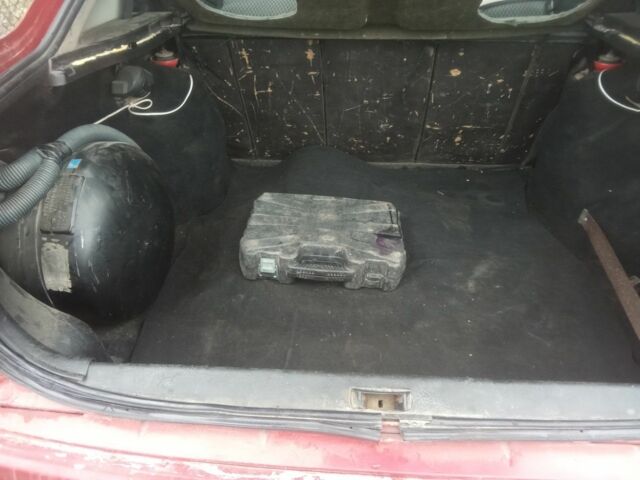 Червоний Сеат Toledo, об'ємом двигуна 1.6 л та пробігом 300 тис. км за 1000 $, фото 5 на Automoto.ua