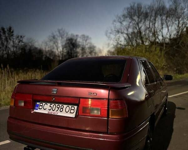 Красный Сеат Толедо, объемом двигателя 2 л и пробегом 400 тыс. км за 1900 $, фото 10 на Automoto.ua