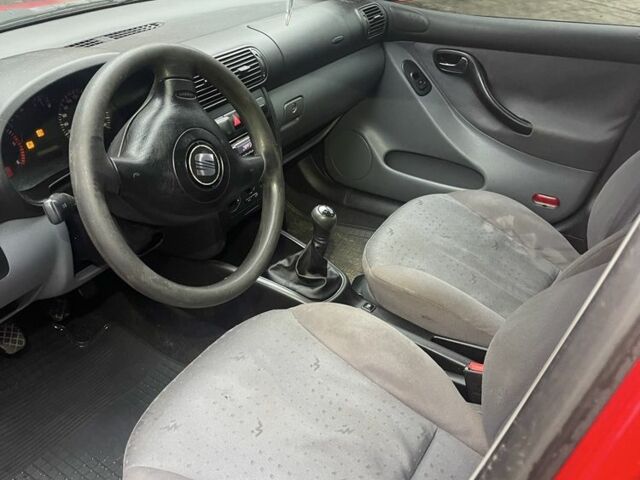 Красный Сеат Толедо, объемом двигателя 1.9 л и пробегом 329 тыс. км за 1500 $, фото 5 на Automoto.ua