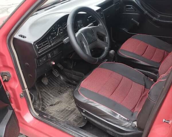 Красный Сеат Толедо, объемом двигателя 1.8 л и пробегом 100 тыс. км за 1850 $, фото 6 на Automoto.ua