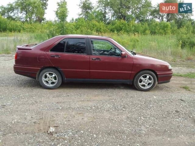 Красный Сеат Толедо, объемом двигателя 1.8 л и пробегом 200 тыс. км за 2700 $, фото 2 на Automoto.ua