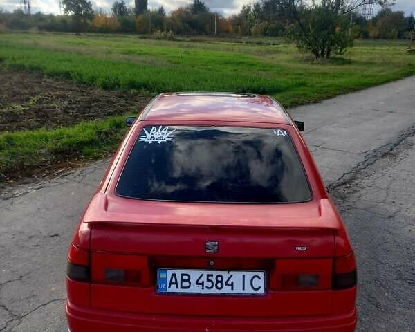 Сеат Toledo 1993 у Вінниці на Automoto.ua Червоний Сеат Toledo, об'ємом двигуна 2 л та пробігом 200 тис. км за 1500 $, фото 8 на Automoto.ua