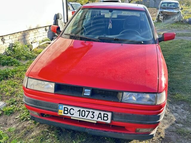 Сеат Толедо 1993 в Львове на Automoto.ua Красный Сеат Толедо, объемом двигателя 1.8 л и пробегом 270 тыс. км за 950 $, фото 3 на Automoto.ua