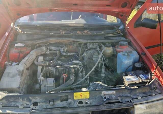 Красный Сеат Толедо, объемом двигателя 1.6 л и пробегом 237 тыс. км за 1250 $, фото 12 на Automoto.ua