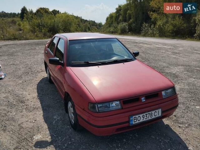Красный Сеат Толедо, объемом двигателя 1.6 л и пробегом 309 тыс. км за 1350 $, фото 10 на Automoto.ua