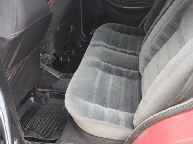 Сеат Толедо 1992 в Киеве на Automoto.ua Красный Сеат Толедо, объемом двигателя 1.8 л и пробегом 400 тыс. км за 1550 $, фото 7 на Automoto.ua