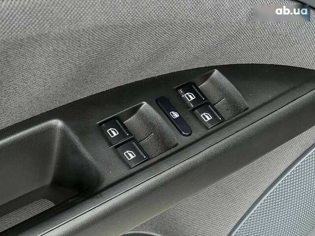 Сеат Толедо, объемом двигателя 1.6 л и пробегом 201 тыс. км за 4990 $, фото 12 на Automoto.ua