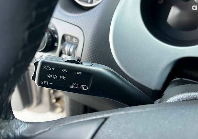 Сеат Толедо, объемом двигателя 1.6 л и пробегом 201 тыс. км за 4790 $, фото 23 на Automoto.ua